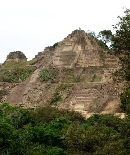 Toniná