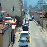 =?UTF-8?Q?Una_calle_t=C3=ADpica?=