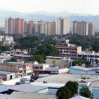 Maracay desde la avenida Miranda hacia el sur
