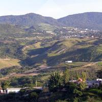 El pueblo de Cubiro y alrededores, visto desde Paso Real, a pocos kilómetros. La vista es tan bella hacia allá como desde allá.