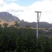 Los famosos Morros de San Juan, vistos desde el propio centro de San Juan, a los pies del sanjuanote.