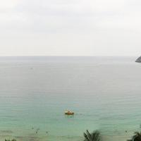 La bahía de Cata, un atardecer, compuesta por ocho fotografías